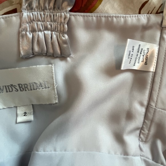 🔥SALE🔥 David's Bridal Satin Silver V-neck Waist Beaded Dress Gown size 2 - Picture 10 of 13